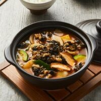 쿡솜씨 우렁된장찌개 밀키트 국내산 논우렁 삼밥집 강된장 400g 캠핑 데이트 홈파티, 1개